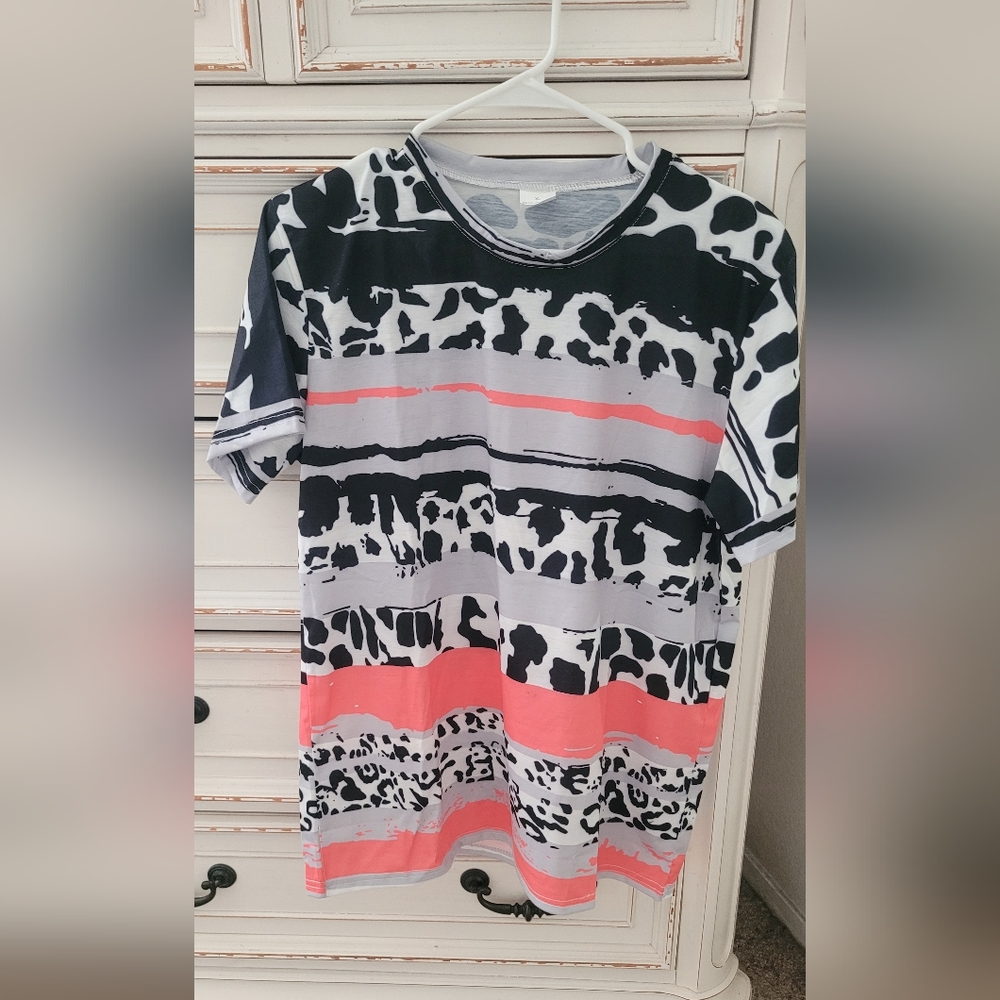 Womens animal print top